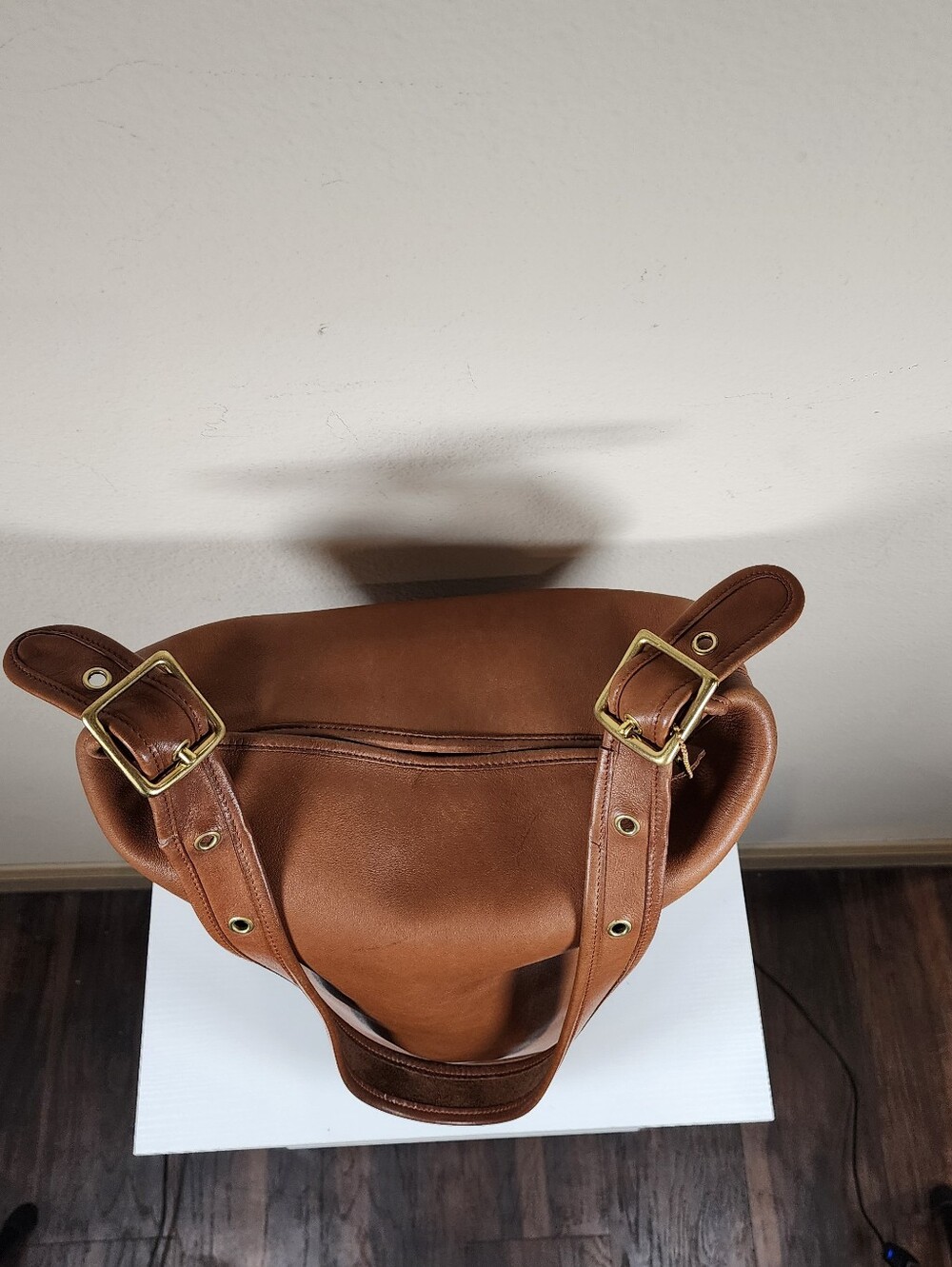 Vintage Coach British Tan Duffle Sac #9085 - Picture 3 of 16